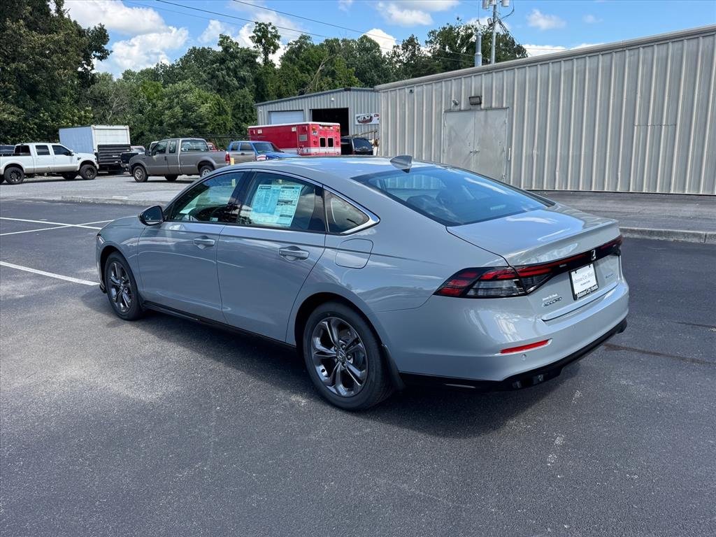 New 2026 Urban Gray Pearl Honda EX-L image 4