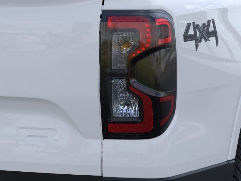 New 2026 Oxford White Ford XLT image 21
