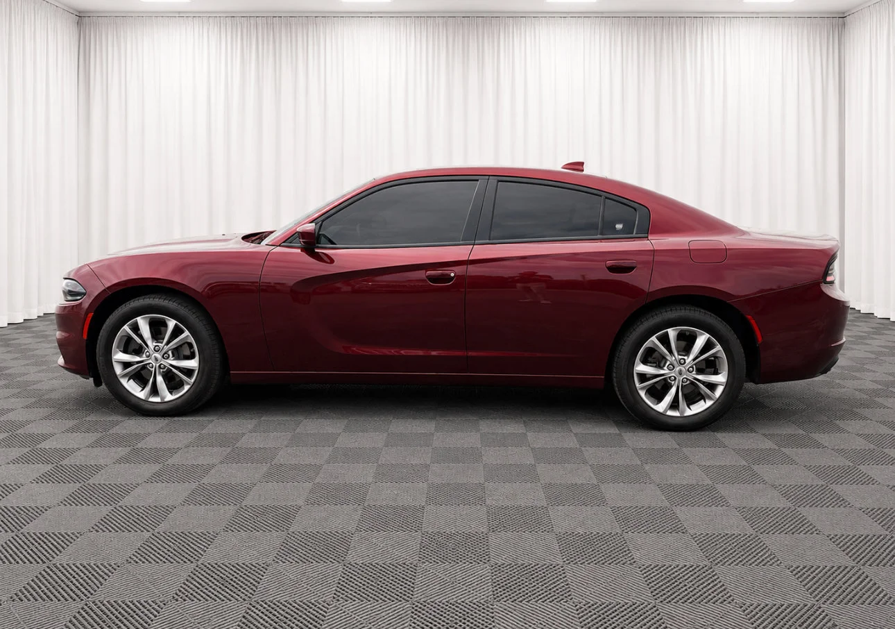 Used 2023 Octane Red Pearlcoat Dodge SXT image 6