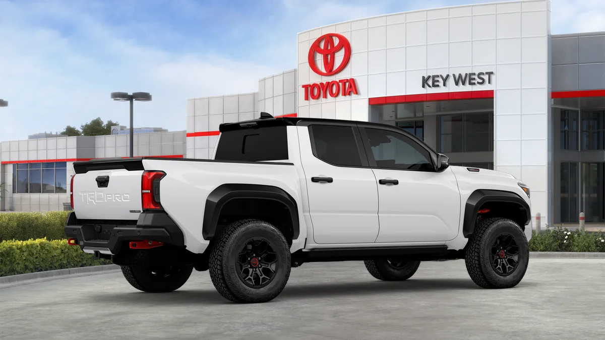 2026 Toyota Tacoma TRD Pro - Photo 33