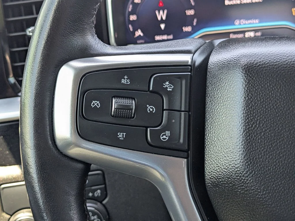 Used 2022 Summit White Chevrolet LT image 22