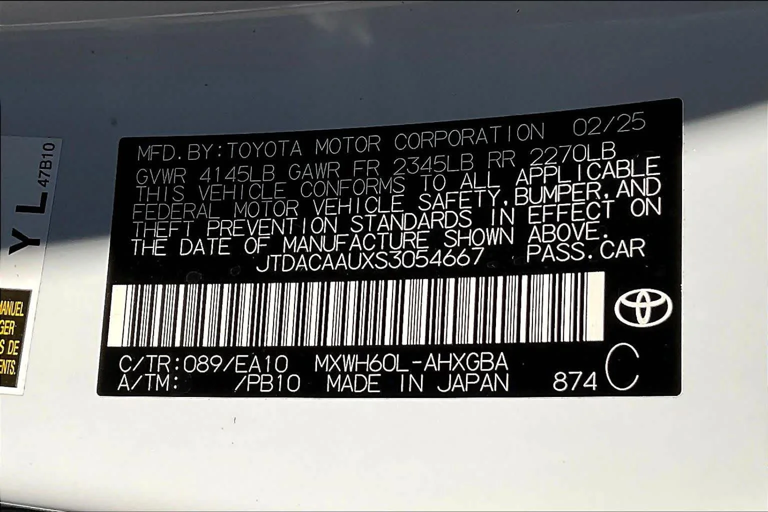 Used 2025 Wind Chill Pearl Toyota XLE image 33