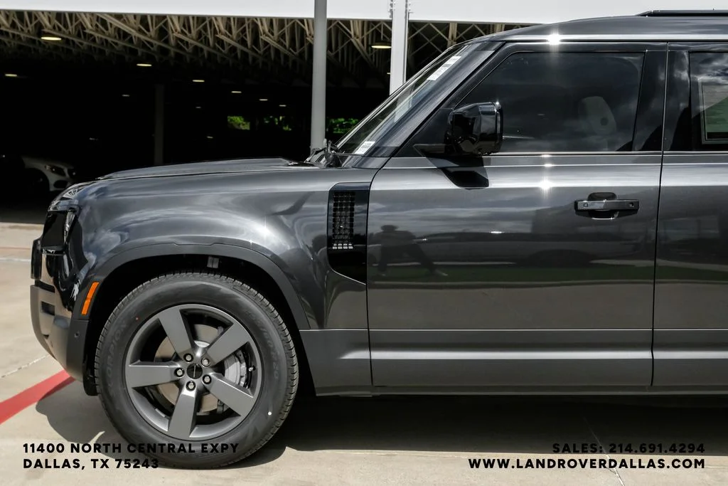 New 2026 Carpathian Gray Land Rover S image 12