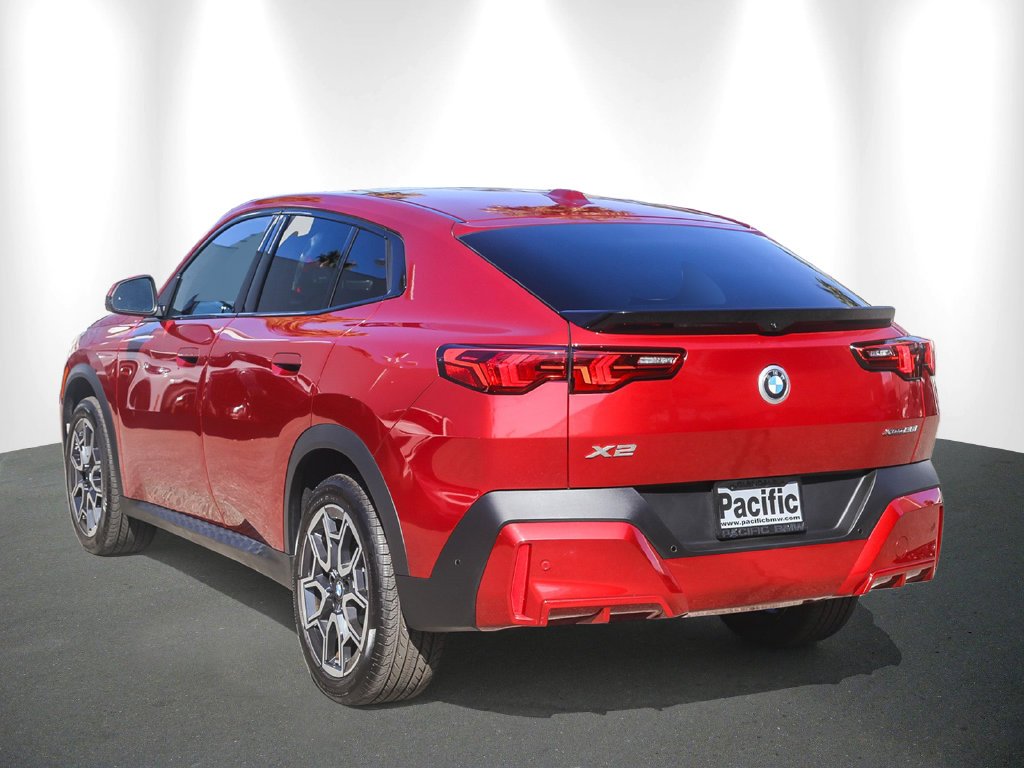 2026 BMW X2 photo 4