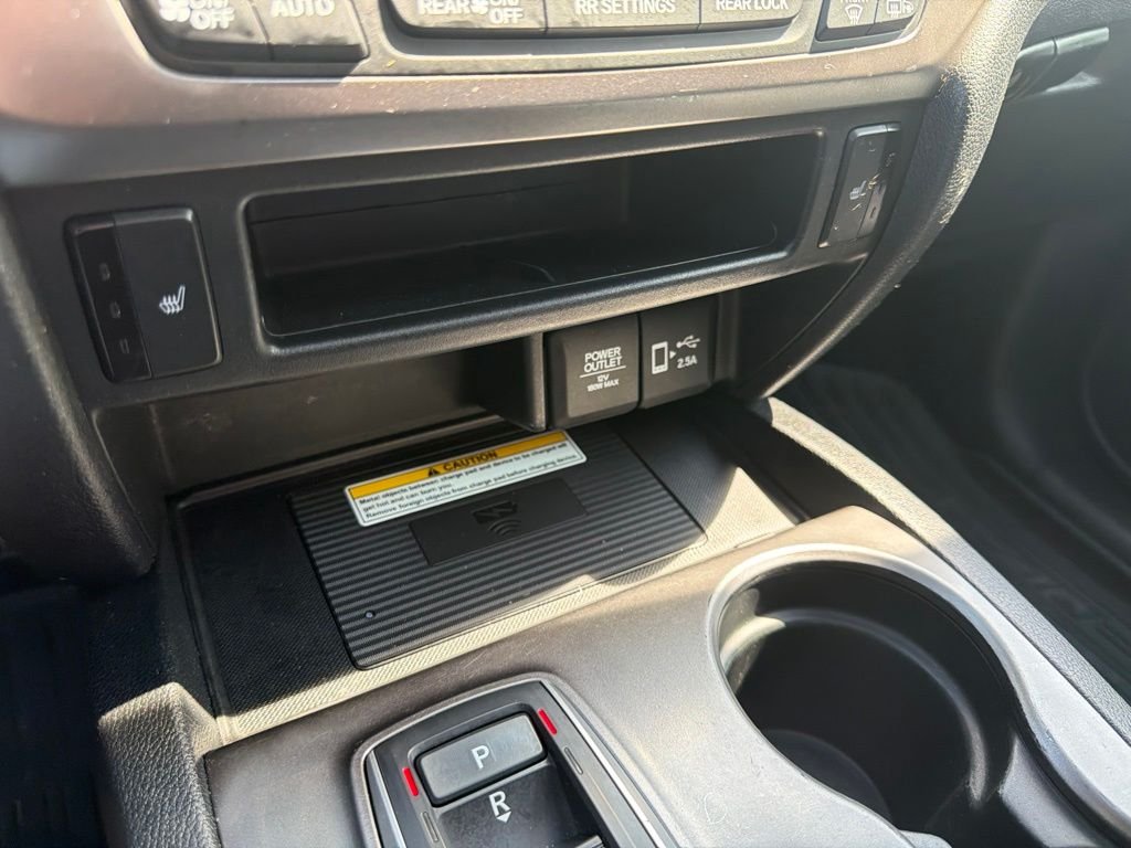 Used 2022 Sonic Gray Pearl Honda Special Edition image 36