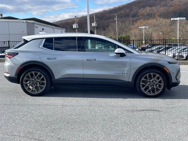 2026 Chevrolet Equinox EV 2LT - Photo 8