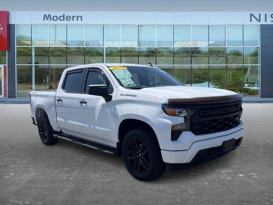 Used 2023 Summit White Chevrolet Custom image 3