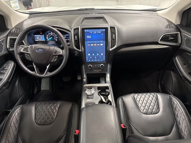 2023 Ford Edge Titanium - Photo 13