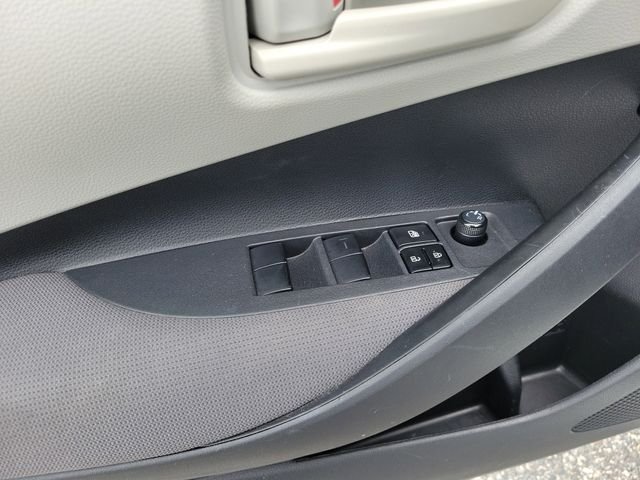 Used 2023 White Toyota LE image 19