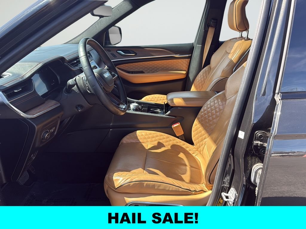 Used 2022 Gray Jeep Summit image 10