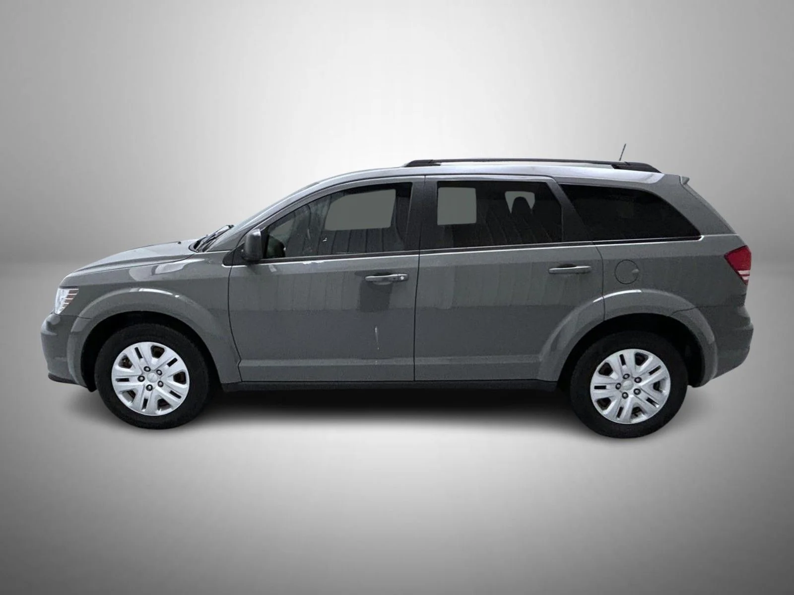 Used 2020 Gray Dodge SE image 8