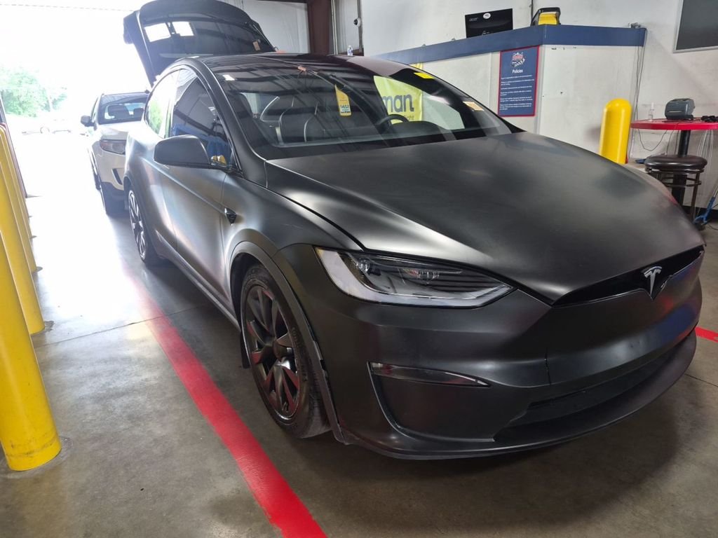 2023 Tesla Model X Plaid's photo