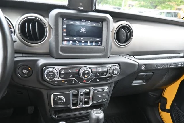 Used 2021  Jeep Unlimited Sport S image 26