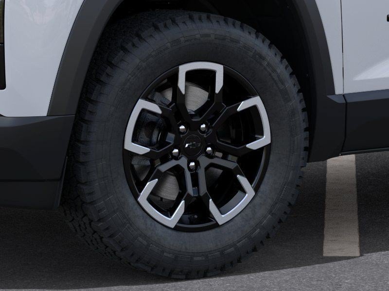 New 2027 Polar White Tricoat Chevrolet ACTIV image 9