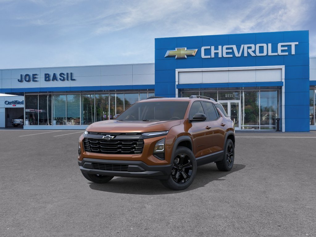 2027 Chevrolet Equinox LT - Photo 8