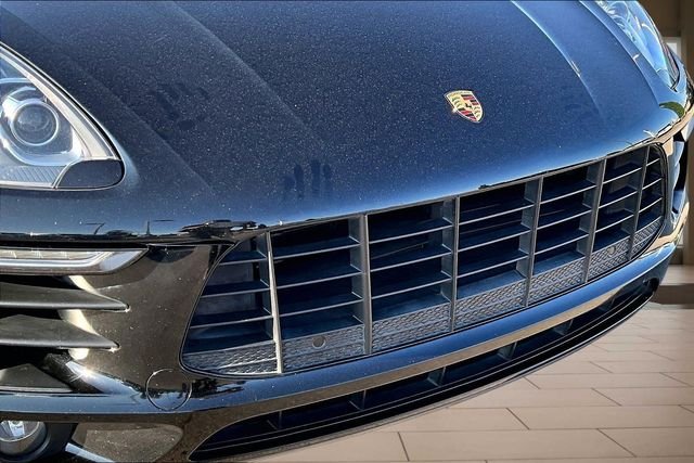 Used 2018  Porsche S image 27
