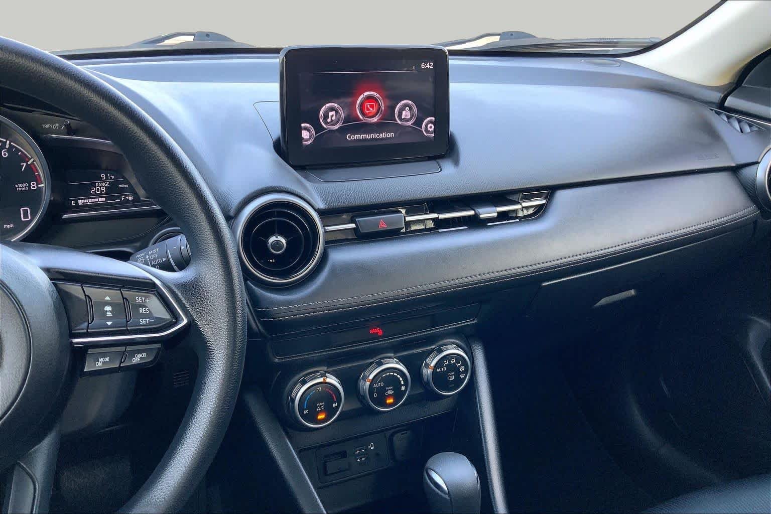 Used 2020 Snowflake White Pearl Mica Mazda Sport image 7