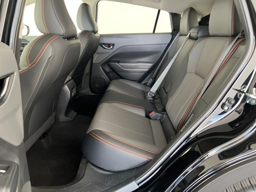 New 2026 CRYSTAL BLACK SILICA Subaru Limited Hybrid image 27