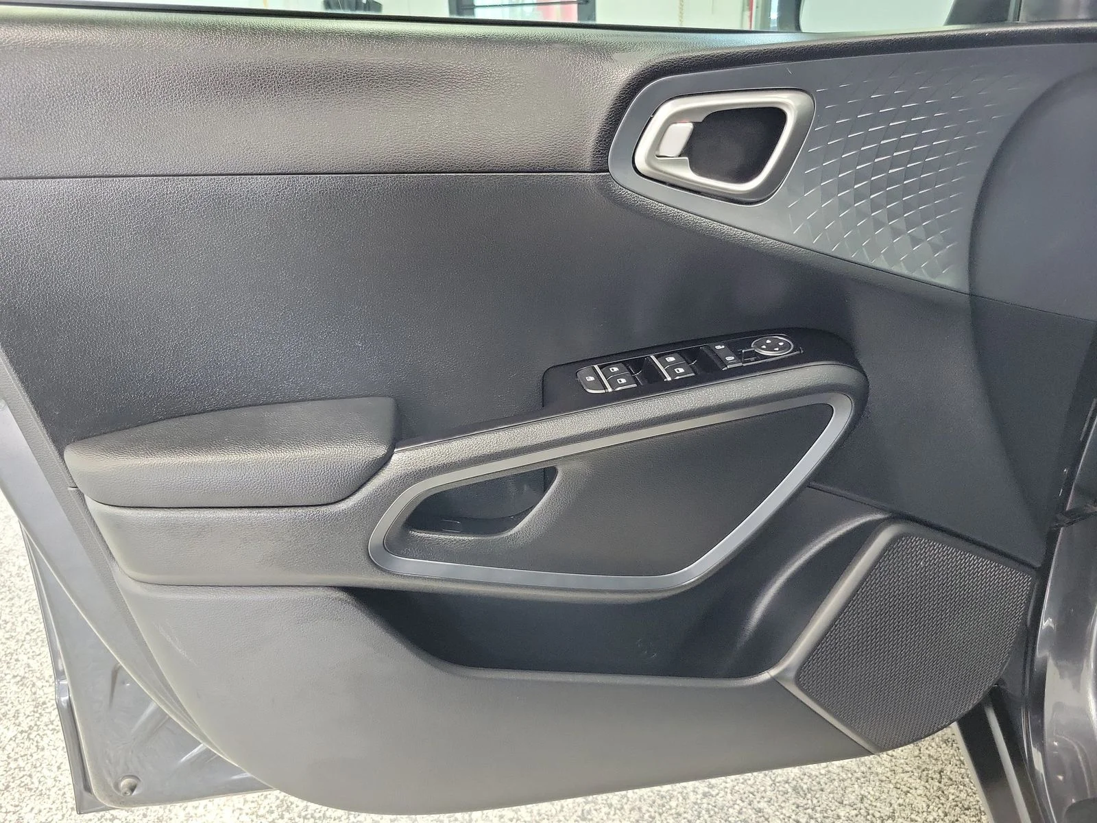 Certified Used 2022 Gray Kia EX image 6