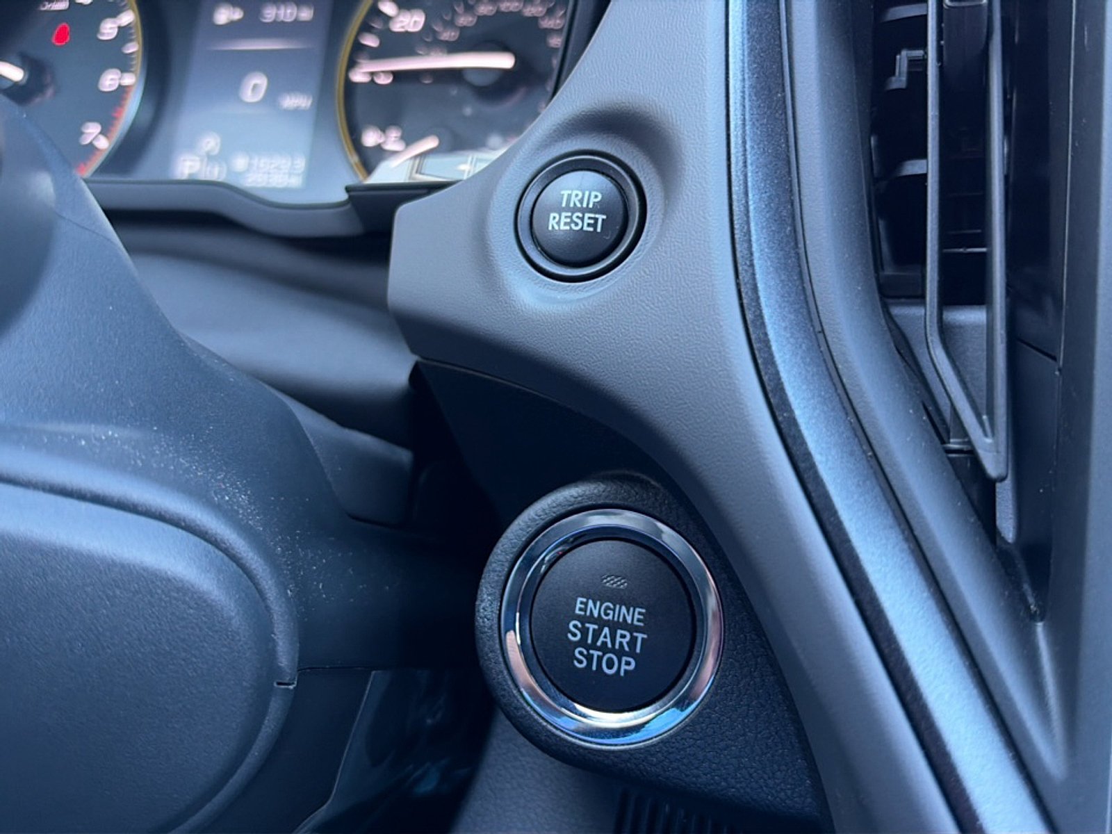 Used 2025 Magnetite Gray Metallic Subaru Sport image 33