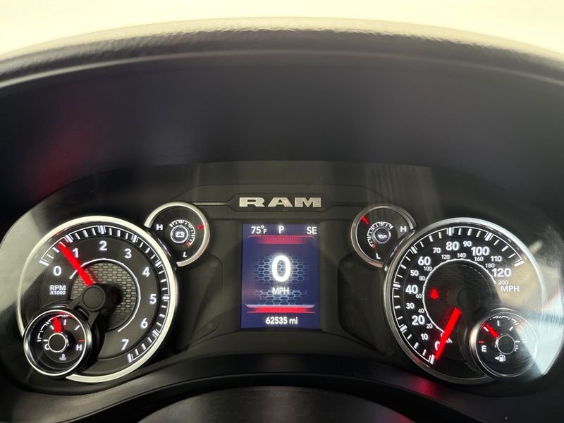 Used 2023 White Ram Big Horn/Lone Star image 27