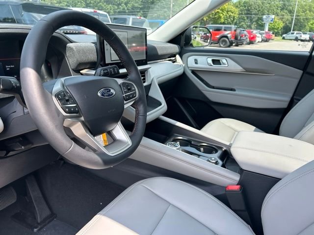 New 2026 Gray Ford Active image 19