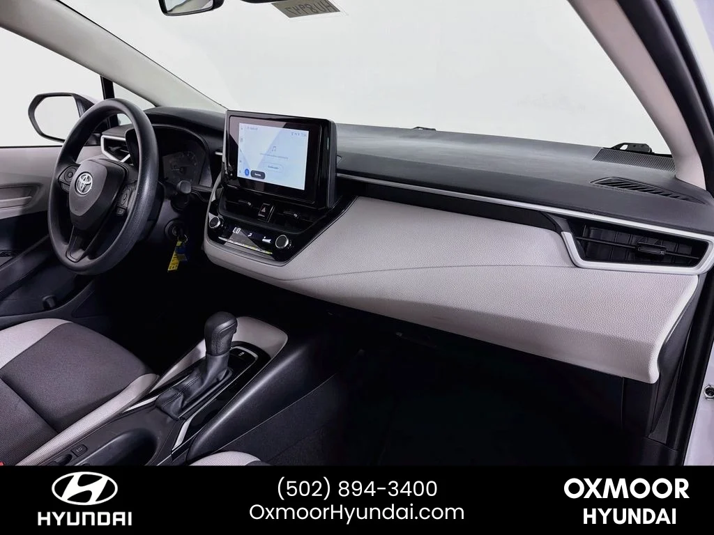 Used 2024 Ice Cap Toyota LE image 27
