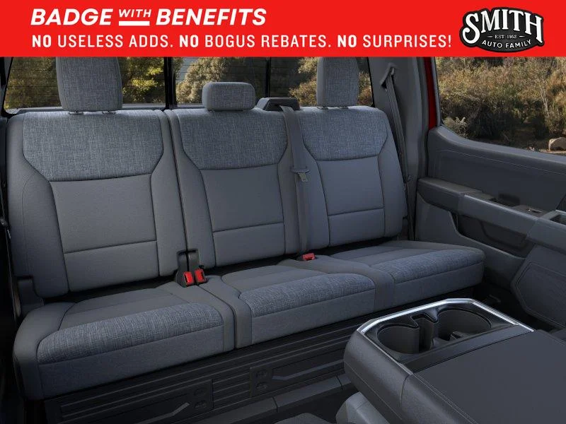 New 2025 Rapid Red Metallic Tinted Clearcoat Ford XLT image 12