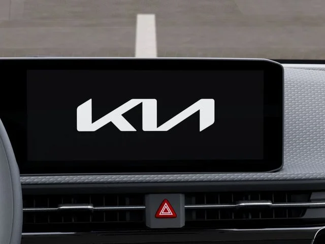 New 2026 White Kia Wind image 20