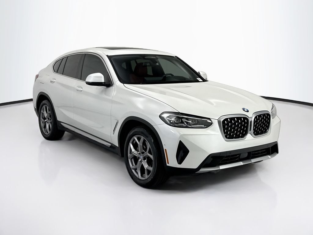 Used 2024 White BMW xDrive30i image 3