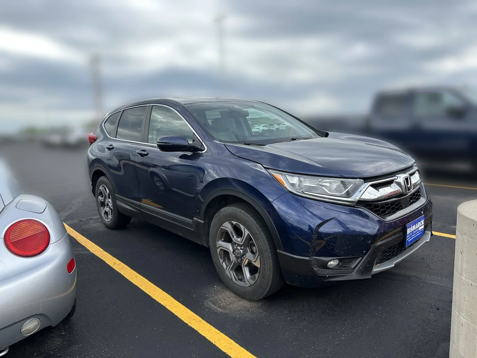 Used 2017 Blue Honda EX-L image 2