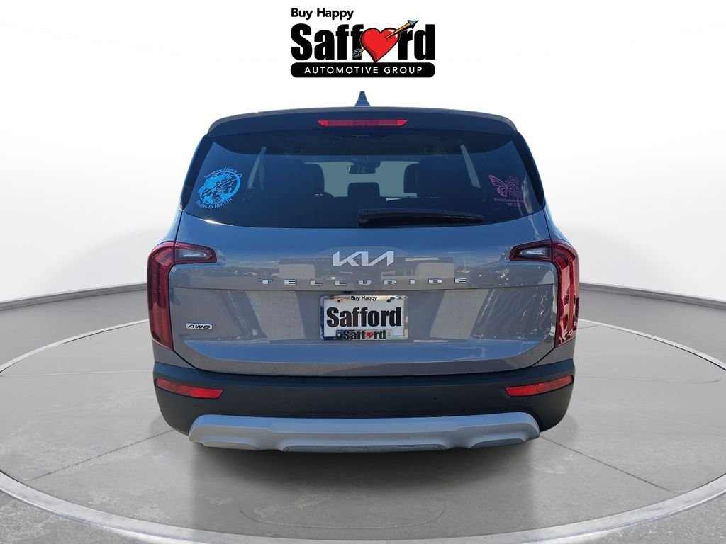 Used 2022 Silver Kia LX image 4