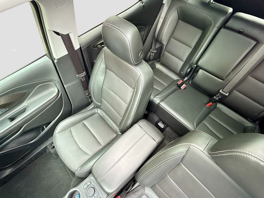 Used 2022 Summit White GMC SLT image 21