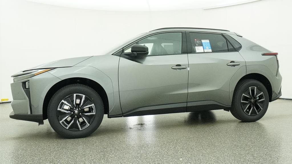 New 2027 Heavy Metal Toyota XLE image 4