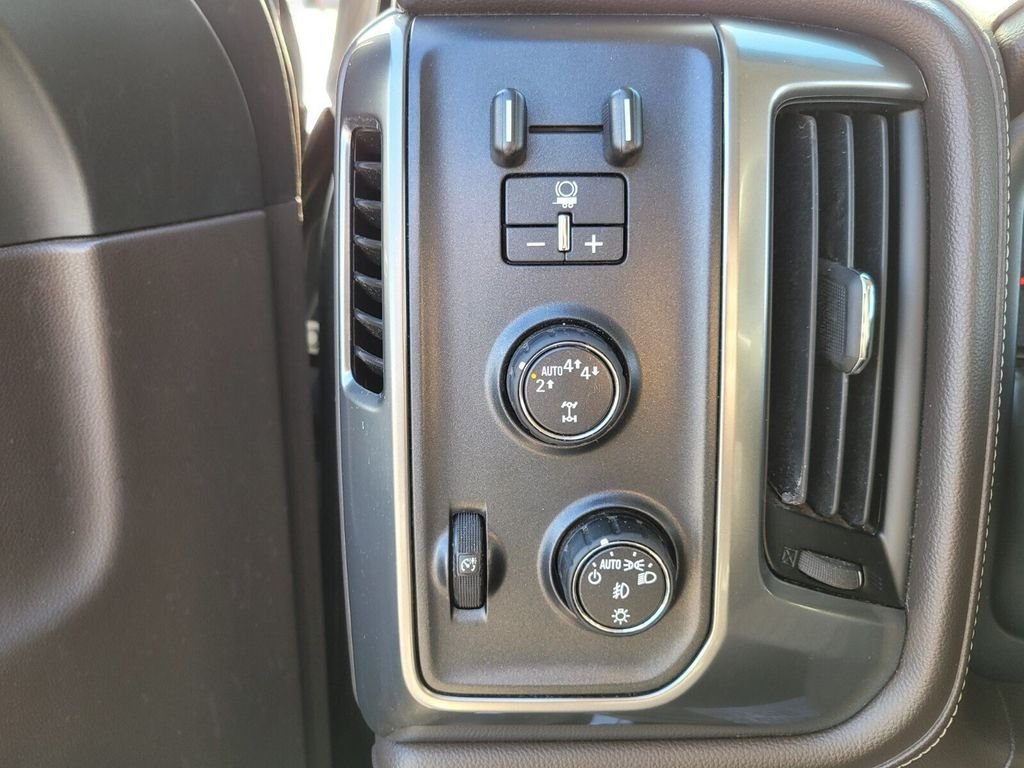 Used 2018 Gray Chevrolet LTZ image 23