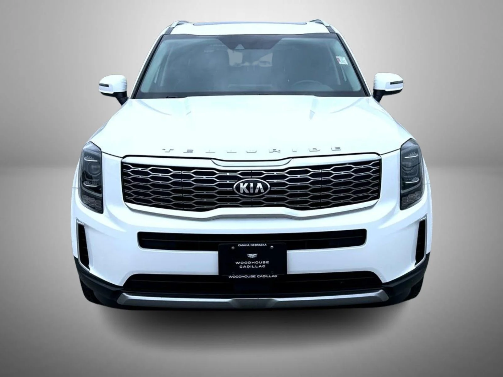 Used 2020 White Kia S image 2