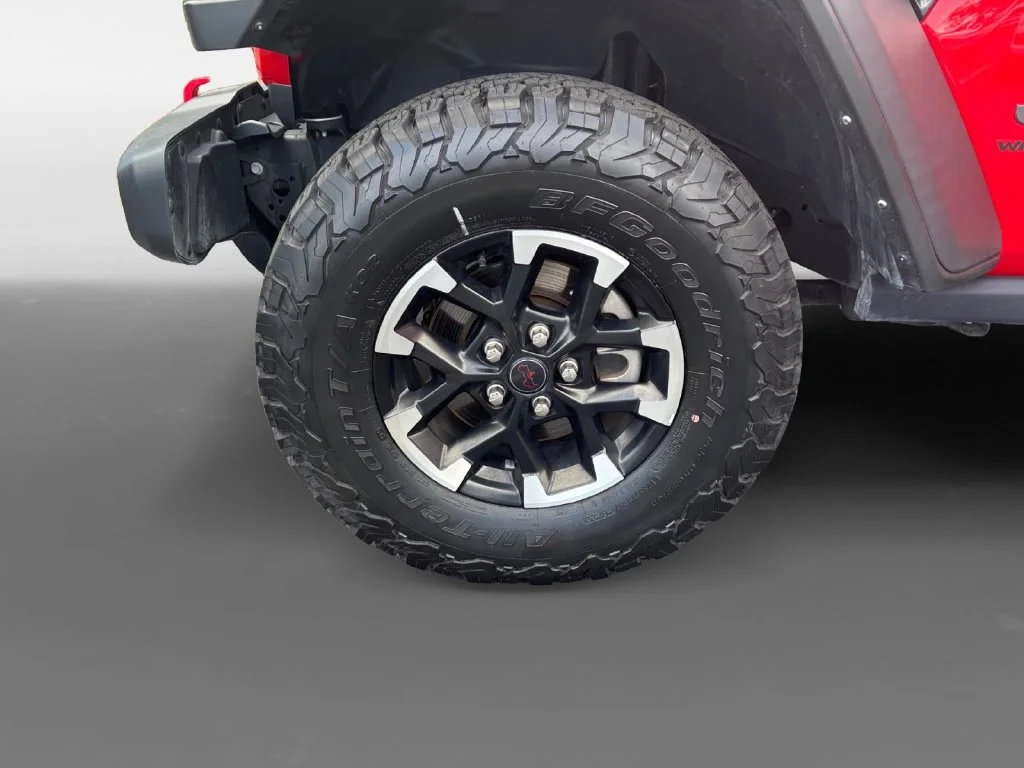 Used 2025 Red Jeep Rubicon image 15