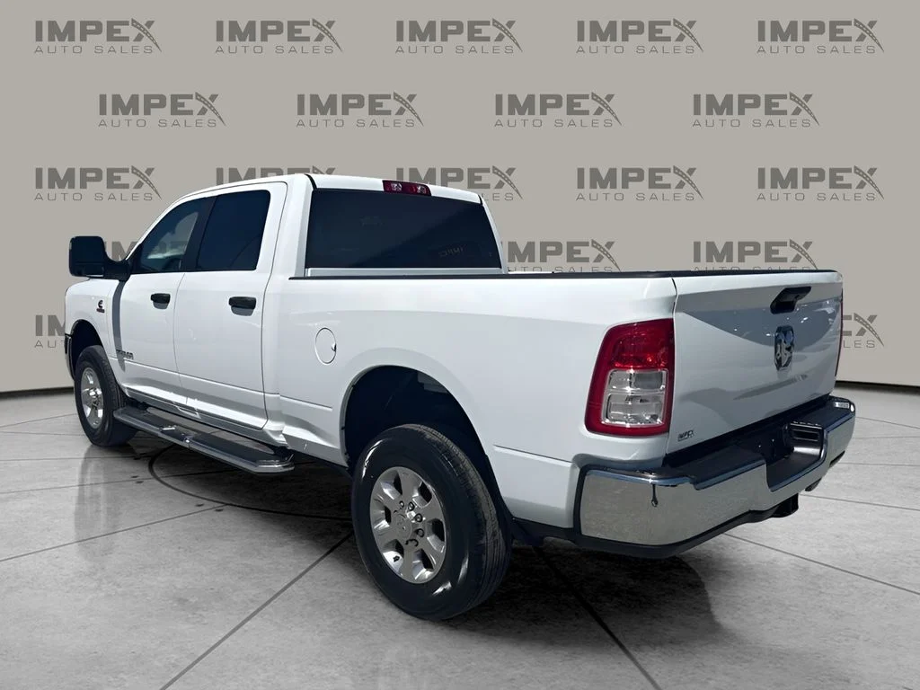 Used 2023 White Ram Big Horn image 3