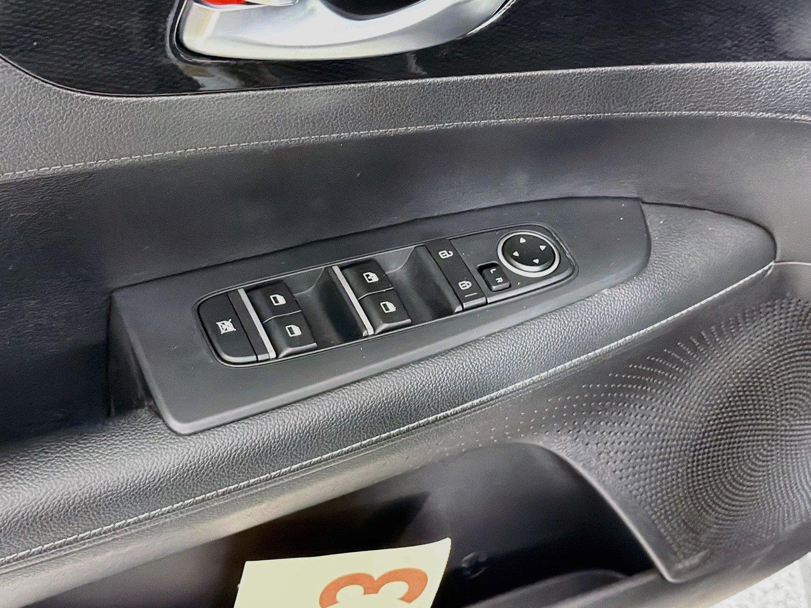 Used 2022 Aurora Black Kia GT-Line image 18