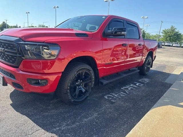 2023 RAM 1500 Big Horn/Lone Star 4x4 Crew Cab 5'7's photo