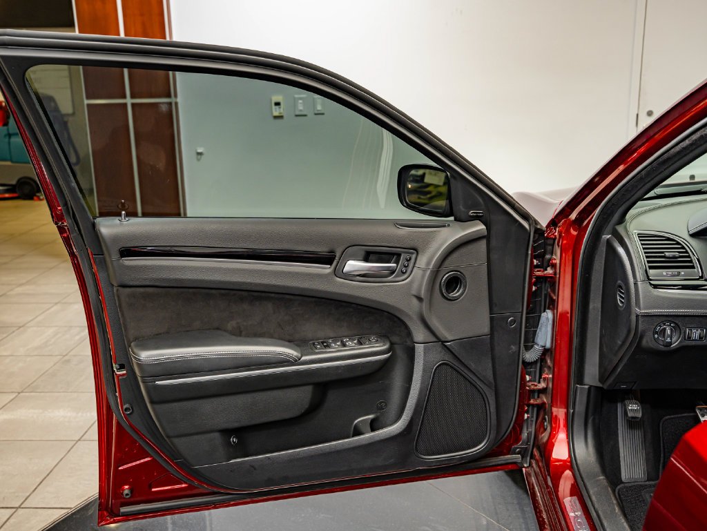 Used 2023 Velvet Red Pearlcoat Chrysler C image 25
