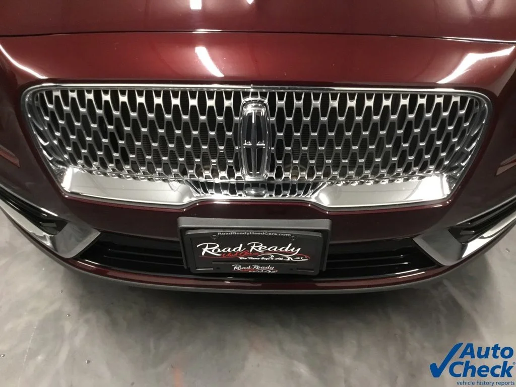 Used 2020 Red Lincoln Reserve image 15