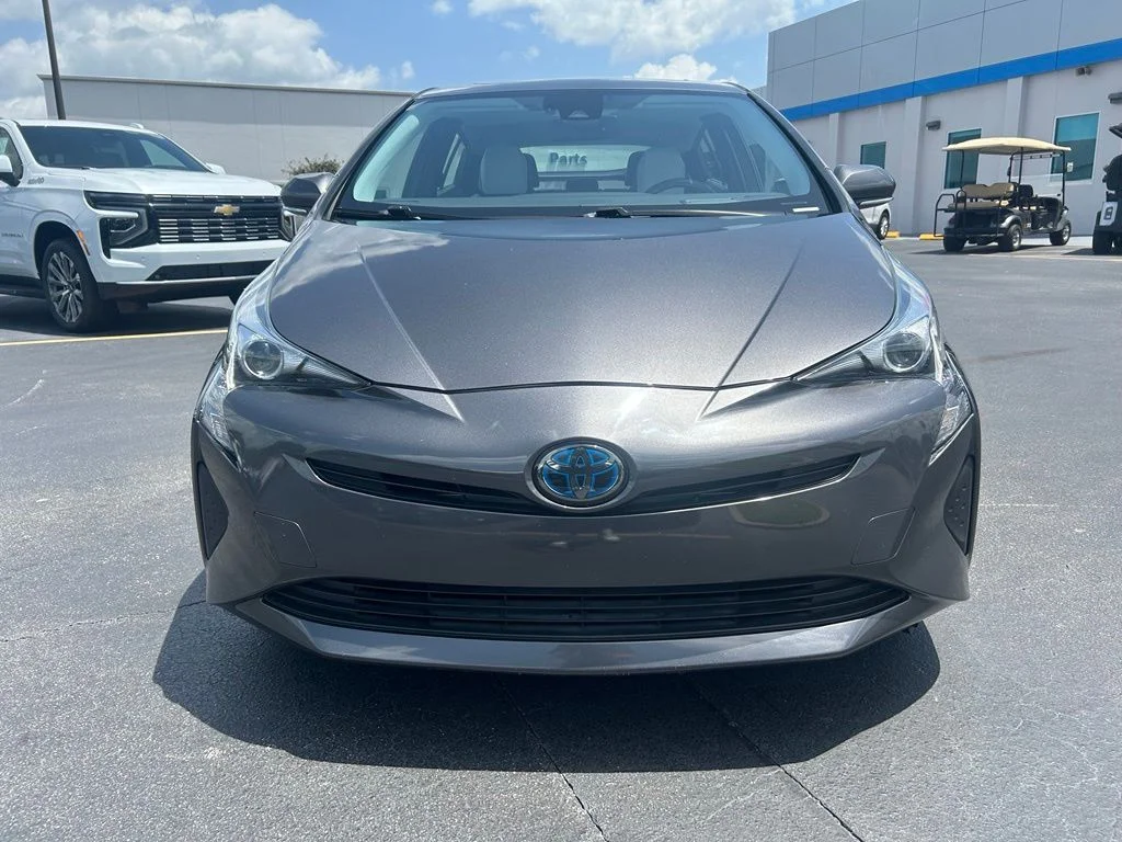 Used 2016 Gray Toyota Four image 3