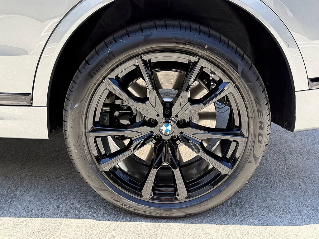 New 2027 Skyscraper Grey Metallic BMW M60i image 7