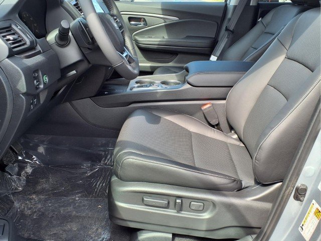 New 2026 Solar Silver Metallic Honda RTL AWD image 16