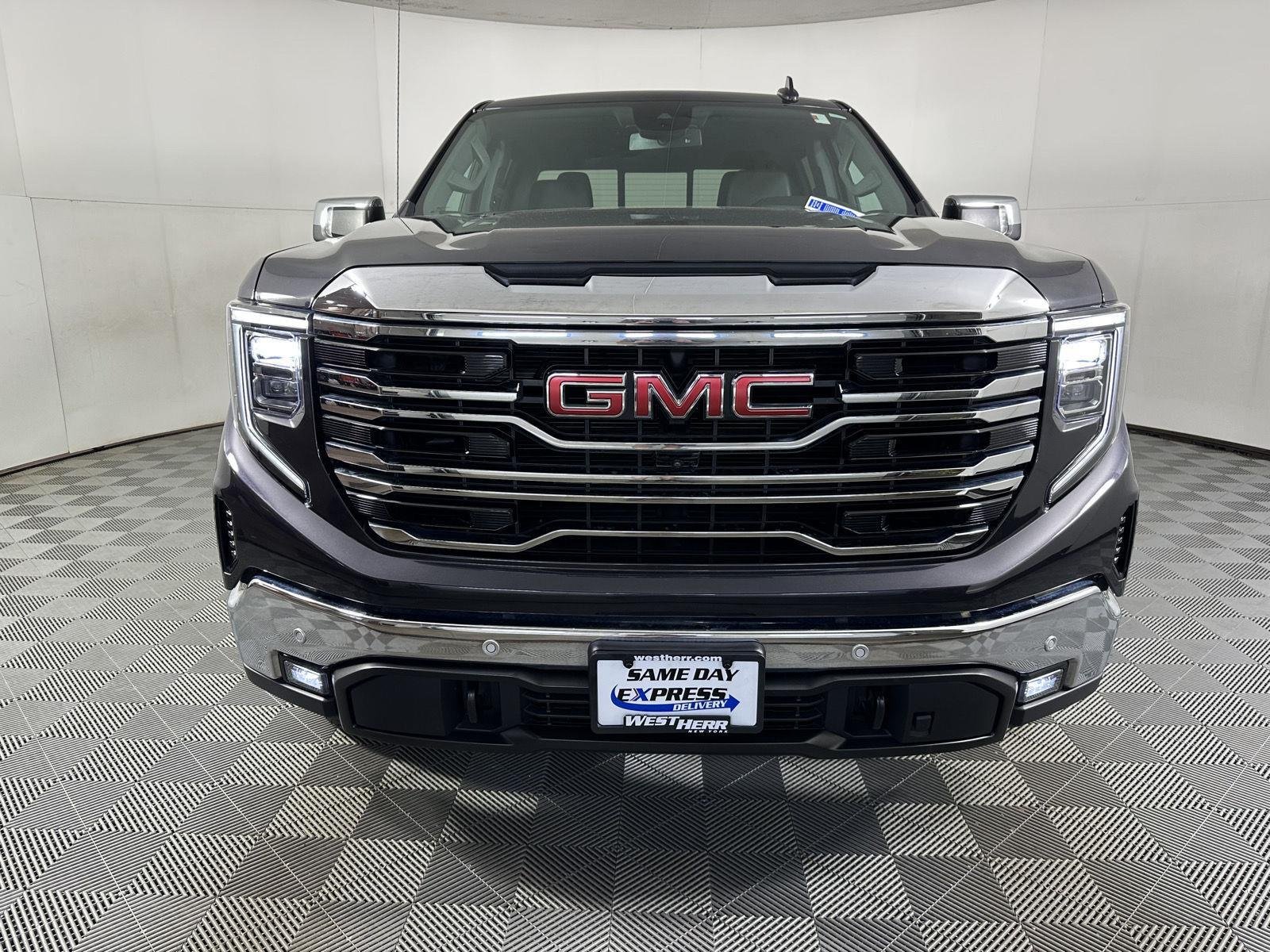 Used 2024 Titanium Rush Metallic GMC SLT image 19