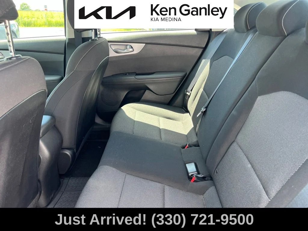 Certified Used 2023 Blue Kia LXS image 10