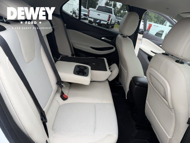 Used 2022 Summit White Buick Select image 30