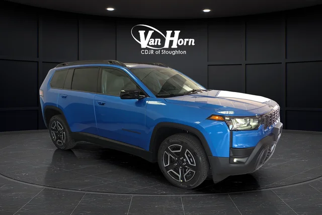 New 2026 Hydro Blue Pearl-Coat Exterior Paint Jeep Limited image 1