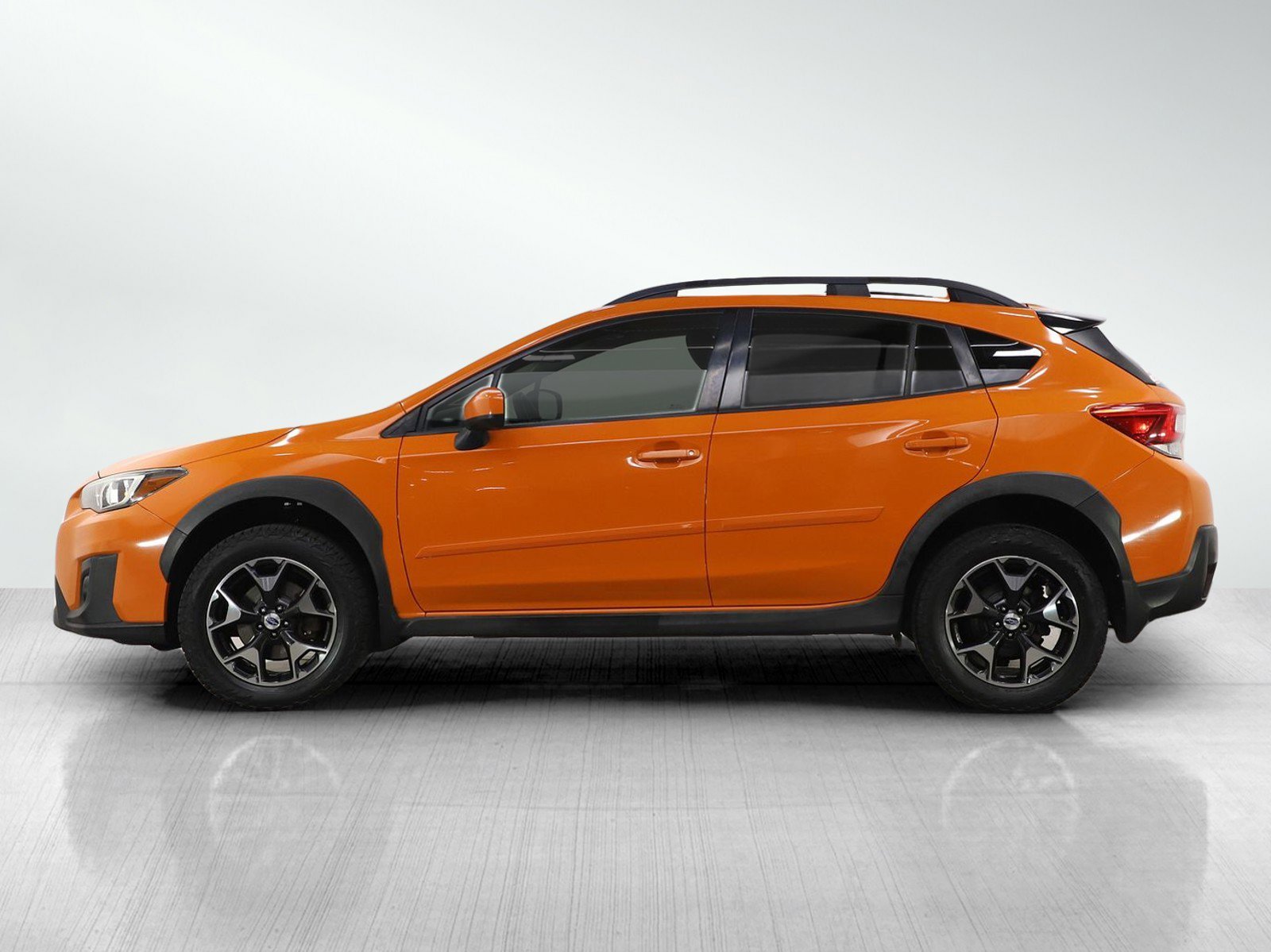 Used 2018 Subaru Crosstrek Premium with VIN JF2GTADC1JH215682 for sale in South Saint Paul, Minnesota